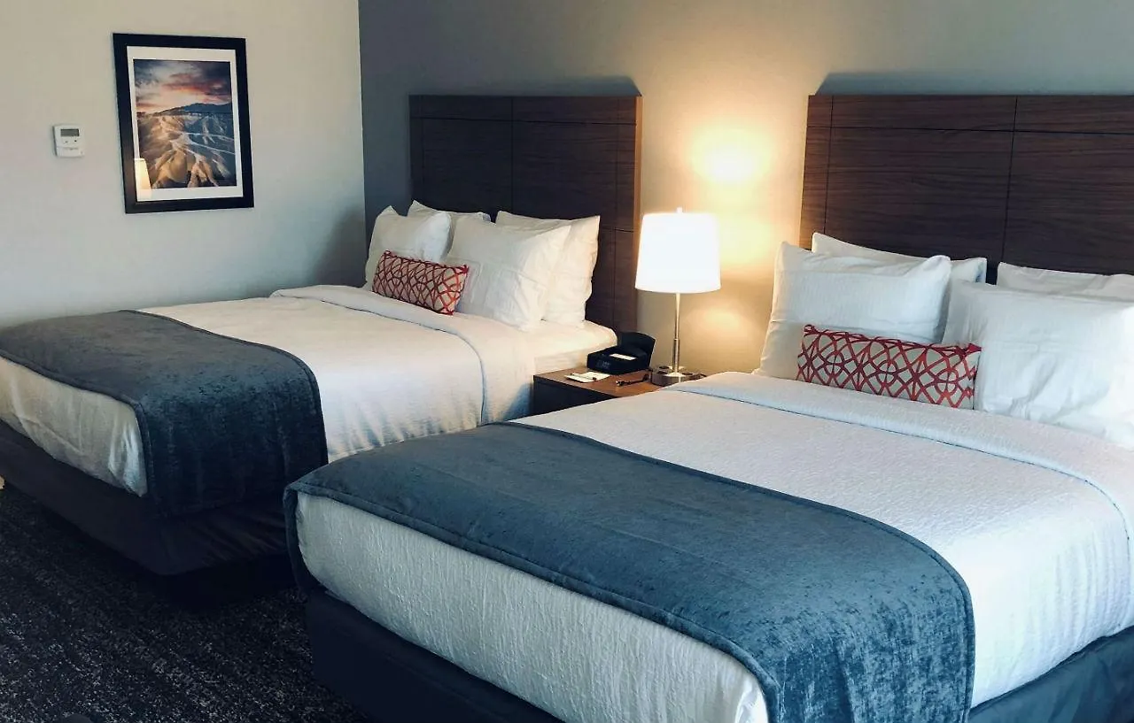 Best Western Plus Coachella Valley Inn & Suites Cathedral City 3*,